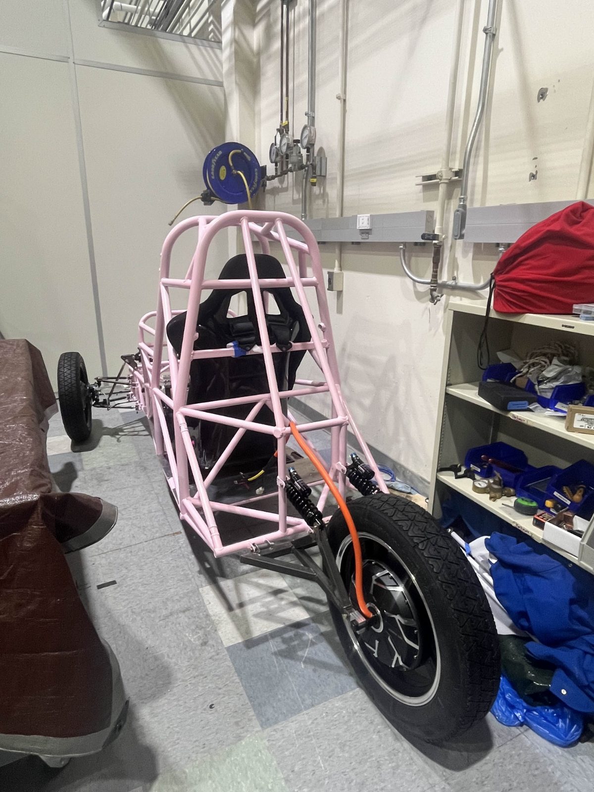 The rolling chassis on its wheels, side view